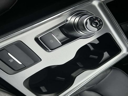 Certified 2022 Ford Edge SEL w/ Convenience Package image 26