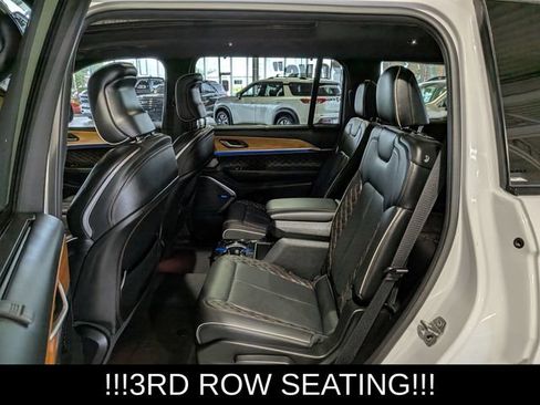 Used 2023 Jeep Grand Cherokee L Summit AWD/4WD image 20