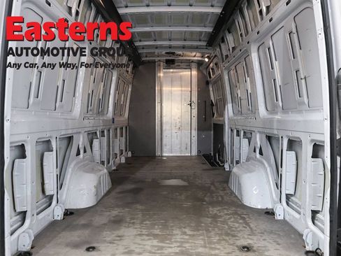 Used 2020 Mercedes-Benz Sprinter 2500 w/ Driver Convenience Package image 9