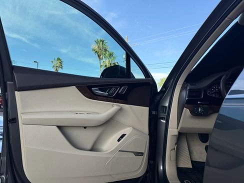 Used 2018 Audi Q7 3.0T Premium Plus AWD/4WD image 39