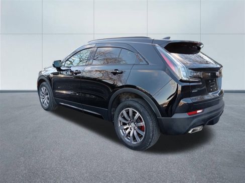 Used 2021 Cadillac XT4 Sport image 3