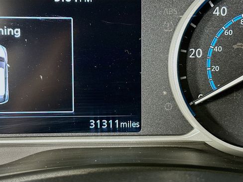 Used 2023 Nissan Leaf SV Plus image 18