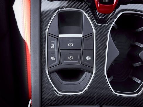 Used 2024 Lamborghini Urus Performante AWD/4WD image 80