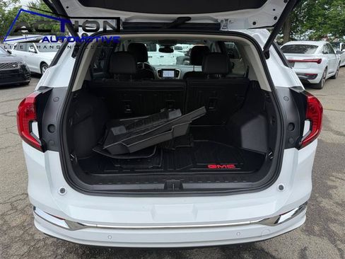 Used 2024 GMC Terrain Denali w/ LPO, Floor Liner Package AWD/4WD image 19