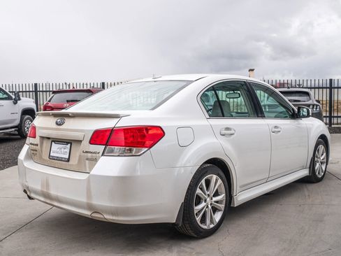 Used 2014 Subaru Legacy 2.5i Limited image 9