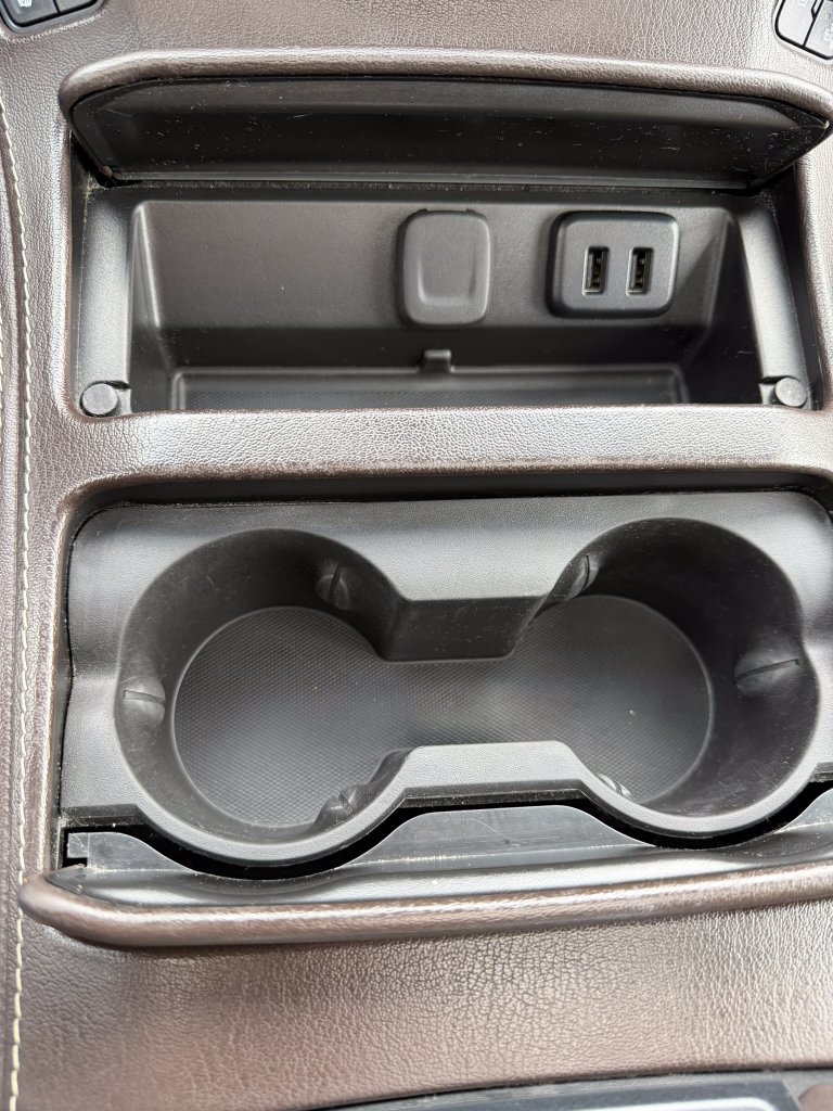Used 2019 Chevrolet Tahoe Premier AWD/4WD image 15