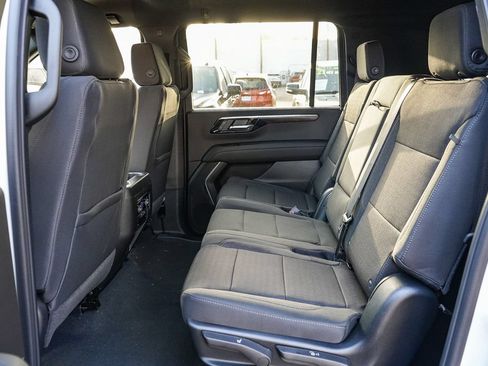 New 2026 Chevrolet Suburban LS w/ Max Trailering Package AWD/4WD image 18