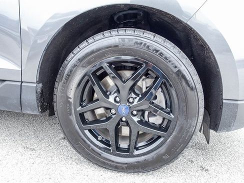 Used 2022 Ford Edge SEL w/ Convenience Package image 26