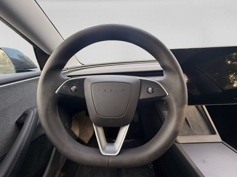 Used 2025 Tesla Model 3 Long Range RWD image 12