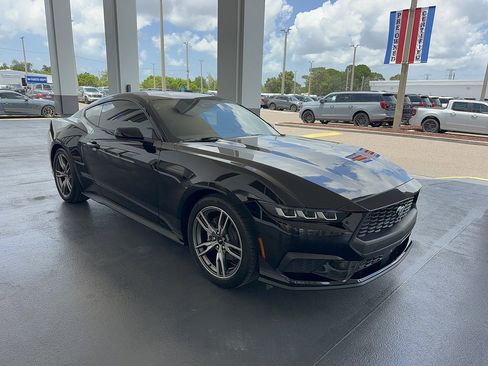 Certified 2024 Ford Mustang Coupe RWD image 4