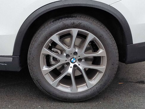 Certified 2024 BMW X5 xDrive40i w/ Premium Package image 13