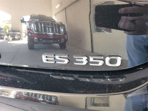 Used 2019 Lexus ES 350 Luxury image 11