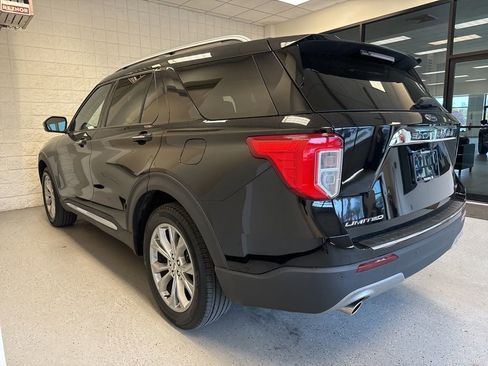 Used 2020 Ford Explorer Limited AWD/4WD image 3