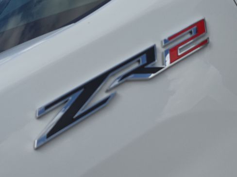 Used 2024 Chevrolet Silverado 2500 ZR2 w/ Technology Package AWD/4WD image 11