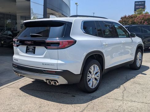New 2026 GMC Acadia Elevation w/ Elevation Premium Package FWD image 5
