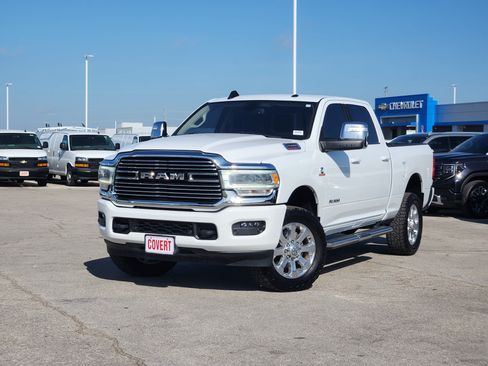 Used 2023 RAM 2500 Laramie AWD/4WD image 1