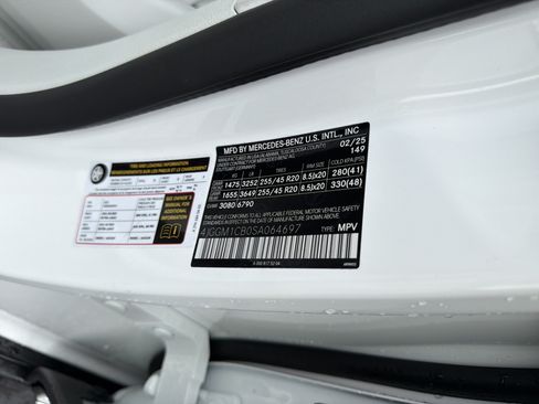 Certified 2025 Mercedes-Benz EQE 350+ 4MATIC SUV w/ Driver Assistance Package image 36