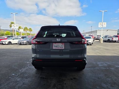 Used 2023 Honda CR-V LX image 10