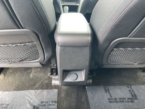 Used 2017 GMC Terrain SLE FWD image 18