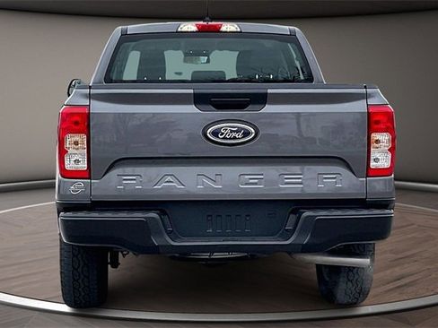 Used 2024 Ford Ranger XL image 4