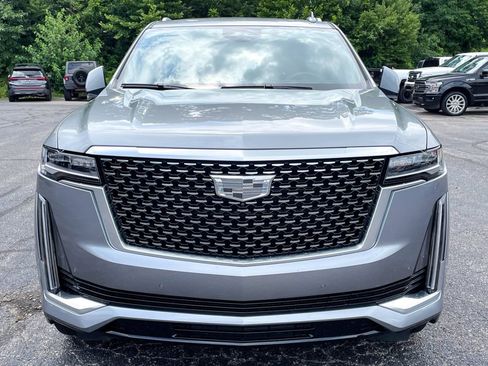 Used 2023 Cadillac Escalade Premium Luxury AWD/4WD image 7