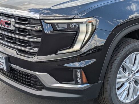 New 2026 GMC Acadia Elevation w/ Elevation Premium Package AWD/4WD image 9