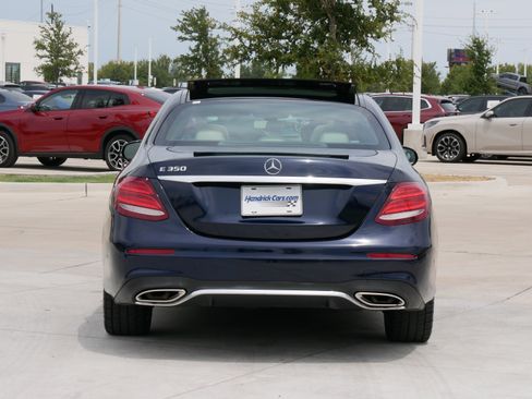 Used 2020 Mercedes-Benz E 350 Sedan image 7