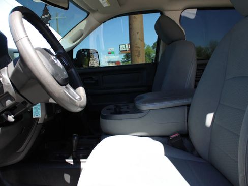 Used 2015 RAM 3500 Tradesman w/ Chrome Appearance Group image 13