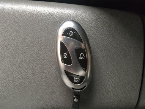 Used 2024 Hyundai Elantra SEL FWD image 32