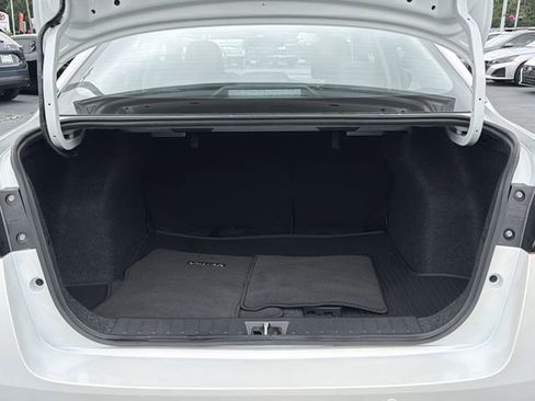 Certified 2025 Nissan Versa SV w/ Trunk Package FWD image 31
