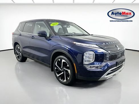 Used 2023 Mitsubishi Outlander SE AWD/4WD image 1