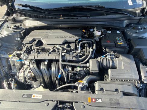 New 2026 Hyundai Elantra SEL Sport FWD image 22