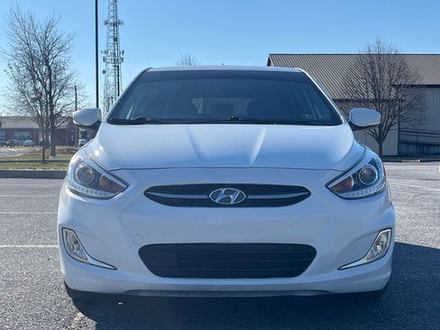 Used 2015 Hyundai Accent Sport image 3
