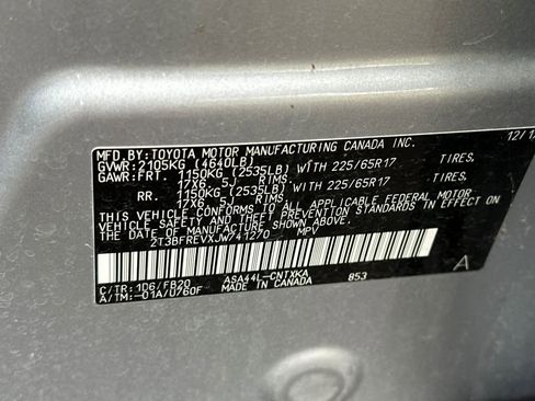 Used 2018 Toyota RAV4 LE image 27