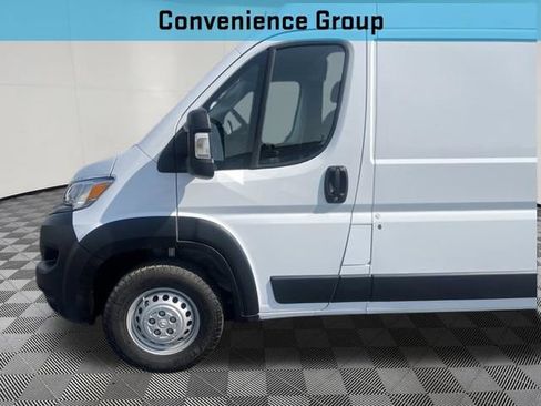 Used 2025 RAM ProMaster 2500 w/ Convenience Group FWD image 5