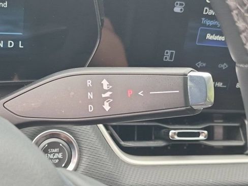 Used 2025 Chevrolet Equinox LT FWD image 20