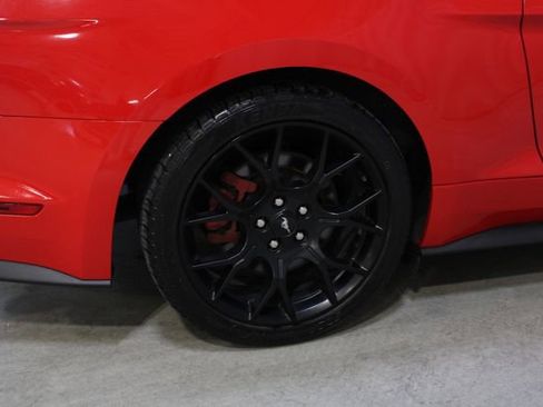 Used 2018 Ford Mustang Coupe w/ Ecoboost Performance Package image 23