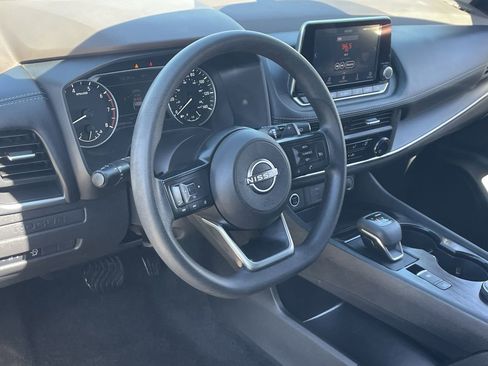 Used 2023 Nissan Rogue S image 22