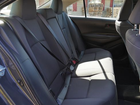 Used 2023 Toyota Corolla LE image 24