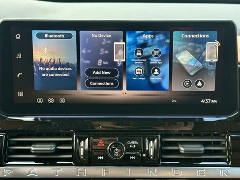 New 2026 Nissan Pathfinder Platinum image 14