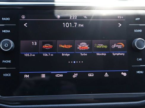 Used 2022 Volkswagen Tiguan SE FWD image 27
