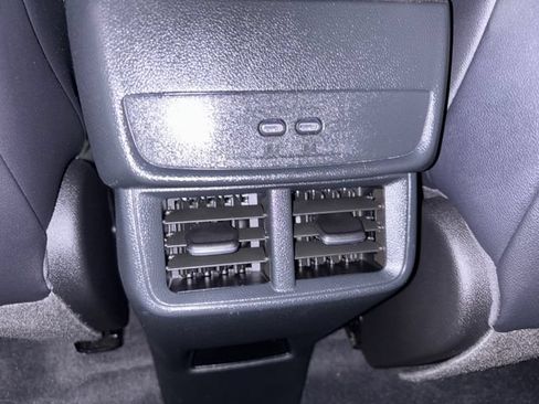 Used 2026 Chevrolet Equinox LT w/ Convenience Package II AWD/4WD image 19