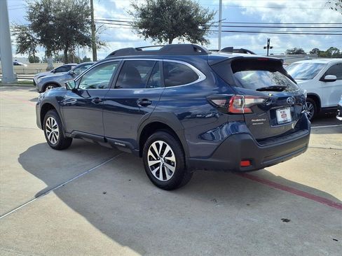 Certified 2025 Subaru Outback Premium w/ Popular Package #1A image 2