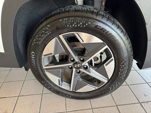 Used 2026 Hyundai Tucson SEL FWD image 32