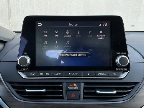 Used 2025 Nissan Altima 2.5 SV image 29