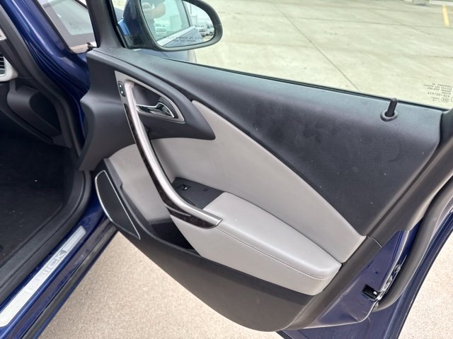 Used 2013 Buick Verano Convenience FWD image 11