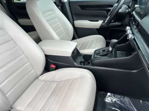 Used 2026 Honda CR-V EX-L image 11