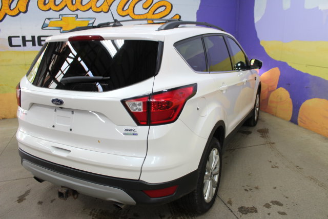 Used 2019 Ford Escape SEL AWD/4WD image 8