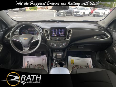 Used 2023 Chevrolet Malibu LT FWD image 17