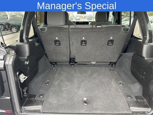 Used 2024 Jeep Wrangler Sport S image 15